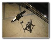 Chrysler-Pacifica-Minivan-Rear-Brake-Pads-Replacement-Guide-049