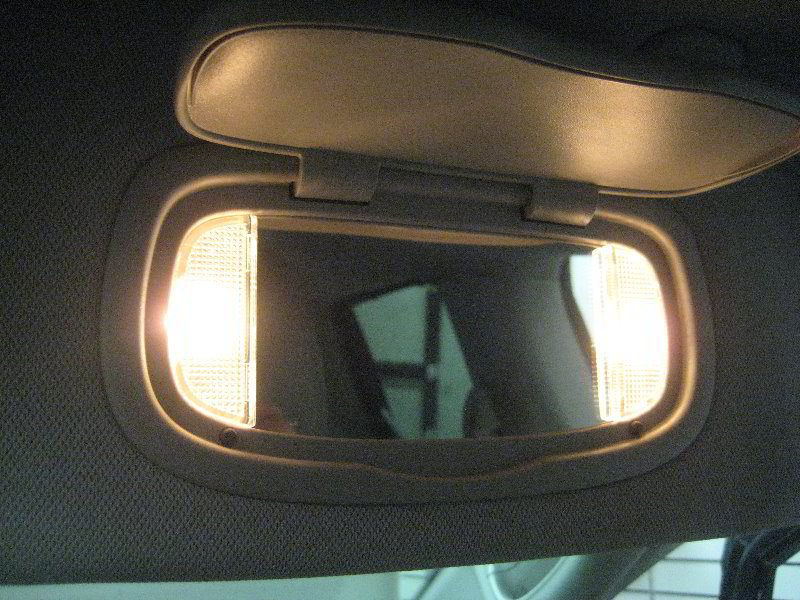 Chrysler-Pacifica-Minivan-Vanity-Mirror-Light-Bulbs-Replacement-Guide-016