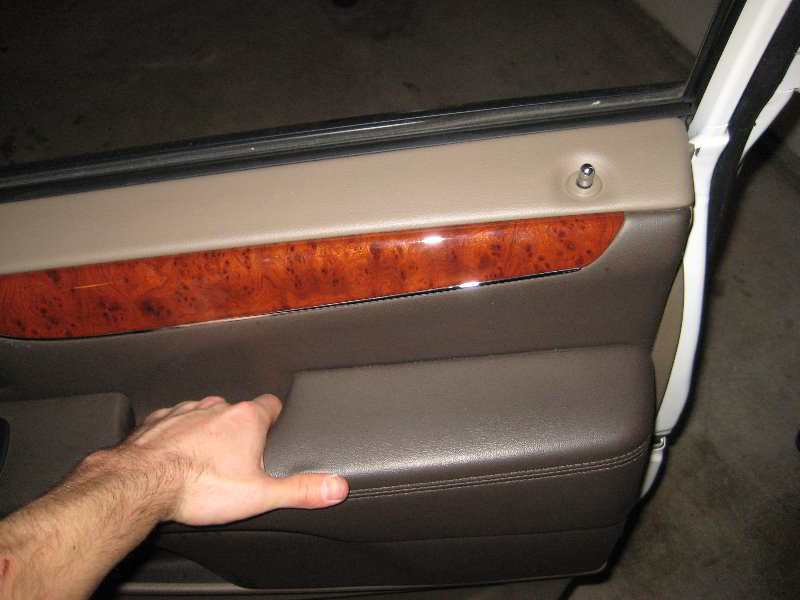 Chrysler-Town-and-Country-Interior-Door-Panel-Removal-Guide-032