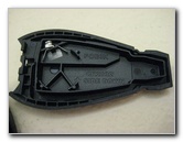 Chrysler-Town-and-Country-Key-Fob-Battery-Replacement-Guide-008