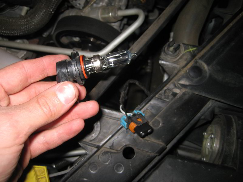 Dodge-Avenger-Headlight-Bulbs-Replacement-Guide-018