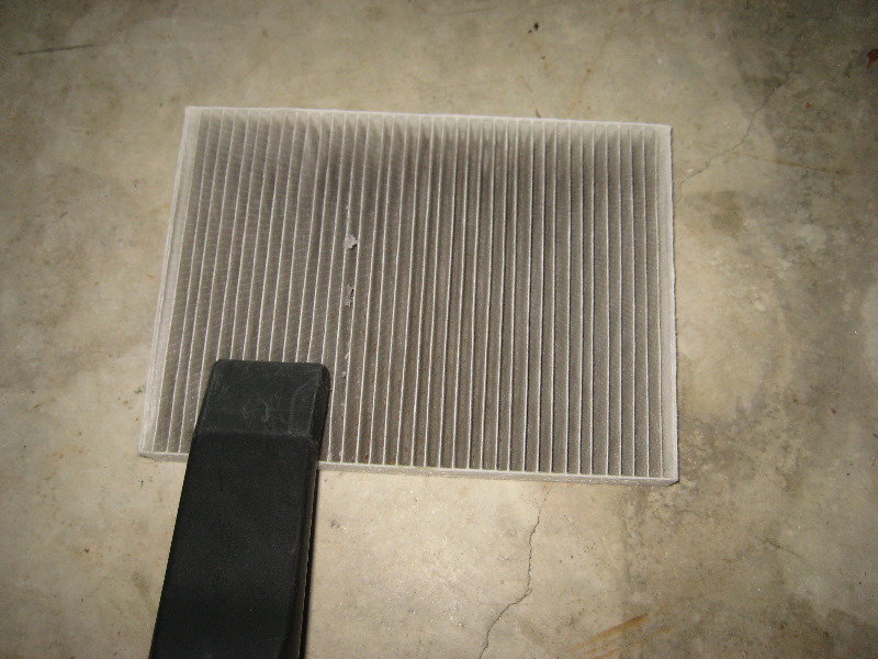Dodge-Challenger-Cabin-Air-Filter-Replacement-Guide-012