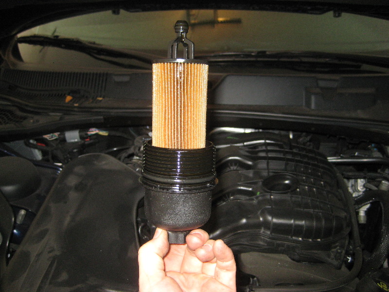 Dodge-Challenger-Pentastar-V6-Engine-Oil-Change-Filter-Replacement-Guide-023