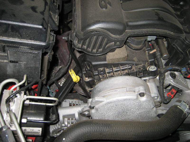 Dodge-Charger-3-5-L-V6-Engine-Oil-and-Filter-Change-Guide-017