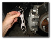 Dodge-Durango-Front-Disc-Brake-Pads-Replacement-Guide-019