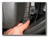 Dodge-Durango-Pentastar-V6-Engine-Air-Filter-Replacement-Guide-002