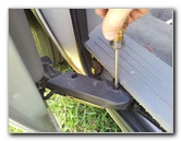 Dodge-Grand-Caravan-Jammed-Automatic-Sliding-Side-Door-Repair-Guide-011