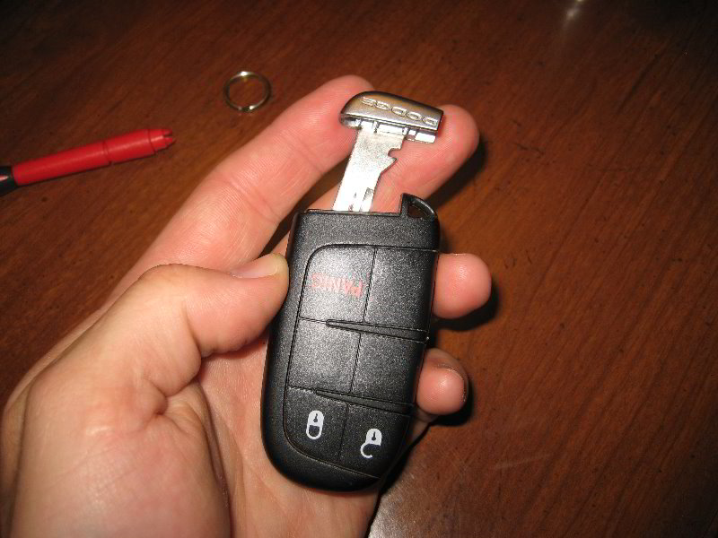 Dodge-Journey-Key-Fob-Battery-Replacement-Guide-016