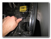 Dodge-Ram-1500-Headlight-Bulbs-Replacement-Guide-011