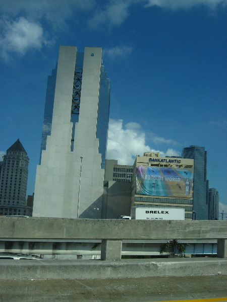 Downtown-Miami-Skyscrapers-I95-Highway-029