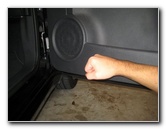 Fiat-500-Interior-Door-Panel-Removal-Guide-039