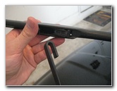 Fiat-500-Windshield-Window-Wiper-Blades-Replacement-Guide-010
