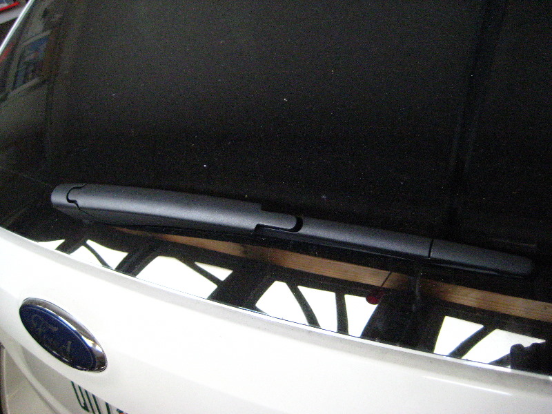 Rear wiper blade replacement ford edge #8