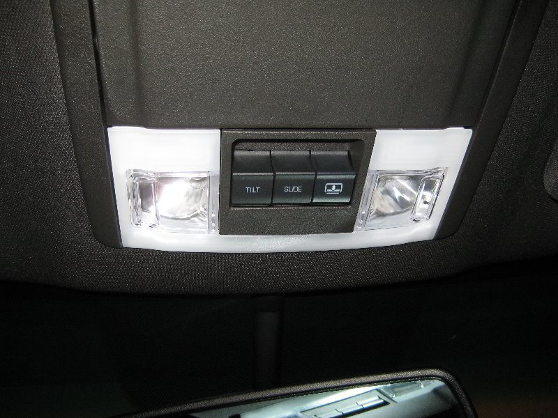 Ford-Explorer-Map-Light-Bulbs-Replacement-Guide-001