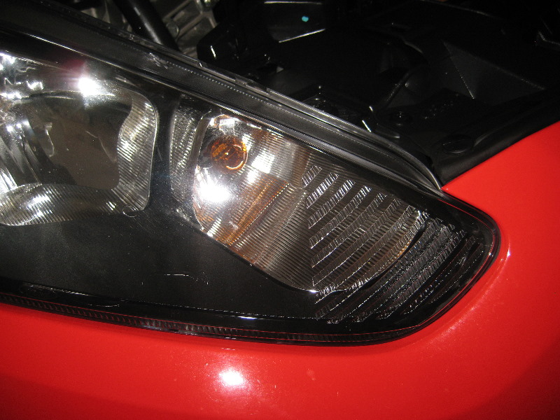 Ford-Fiesta-Headlight-Bulbs-Replacement-Guide-026