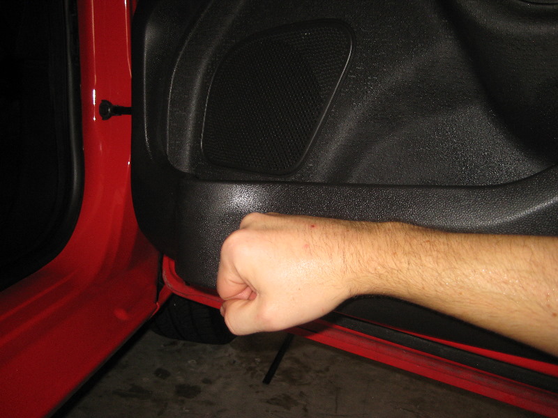 Ford-Fiesta-Plastic-Interior-Door-Panel-Removal-Guide-043