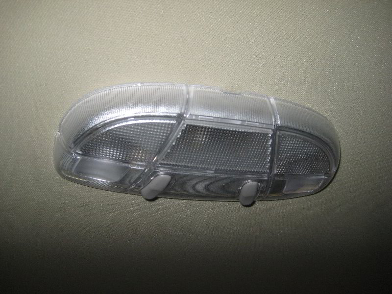 Ford-Flex-Dome-Light-Bulbs-Replacement-Guide-001