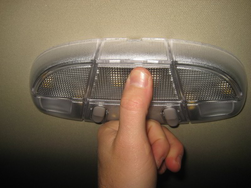 Ford-Flex-Dome-Light-Bulbs-Replacement-Guide-014