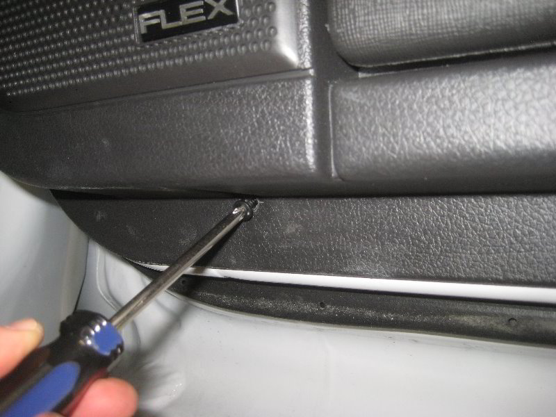 Ford-Flex-Interior-Door-Panel-Removal-Guide-046