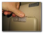 Ford-Flex-Vanity-Mirror-Light-Bulb-Replacement-Guide-016