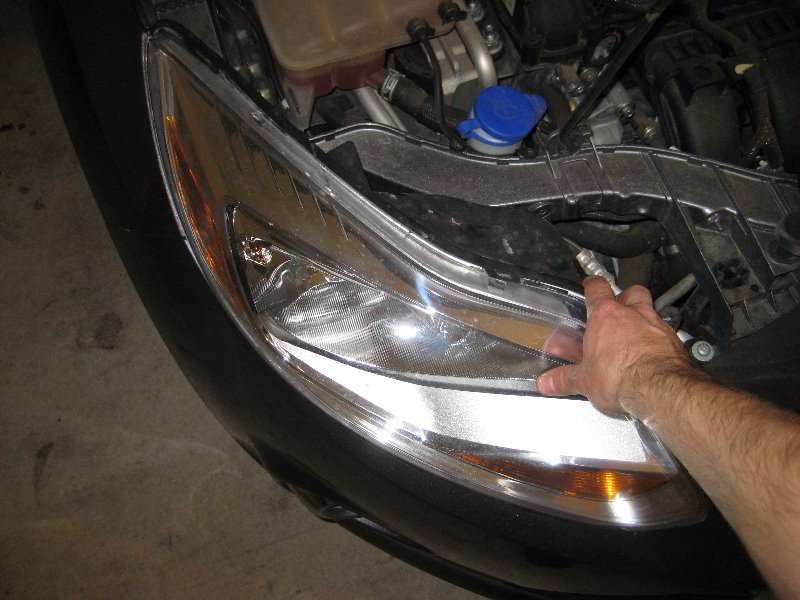Replacing headlight in ford focus 2007 #5