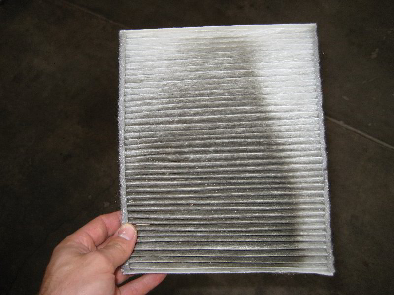Replace cabin air filter 2001 ford taurus #3