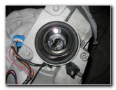 Chevrolet-Cobalt-Headlight-Bulbs-Replacement-Guide-016
