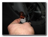 GM-Chevrolet-Equinox-Headlight-Bulbs-Replacement-Guide-037