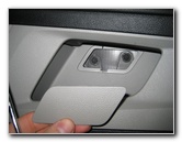 GM-Chevrolet-Equinox-Interior-Door-Panel-Removal-Guide-007