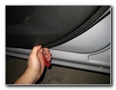 GM-Chevrolet-Equinox-Interior-Door-Panel-Removal-Guide-011