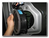 GM-Chevrolet-Equinox-Interior-Door-Panel-Removal-Guide-027