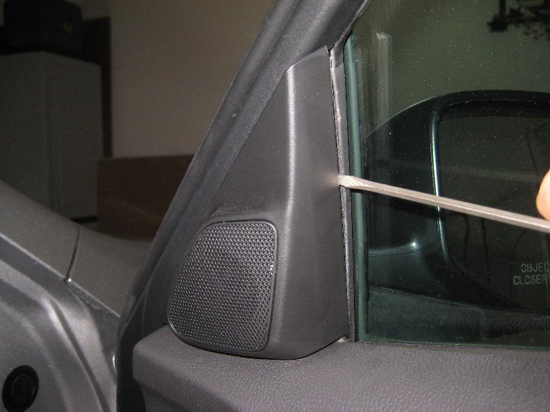 Honda-Accord-Interior-Door-Panel-Removal-Guide-002