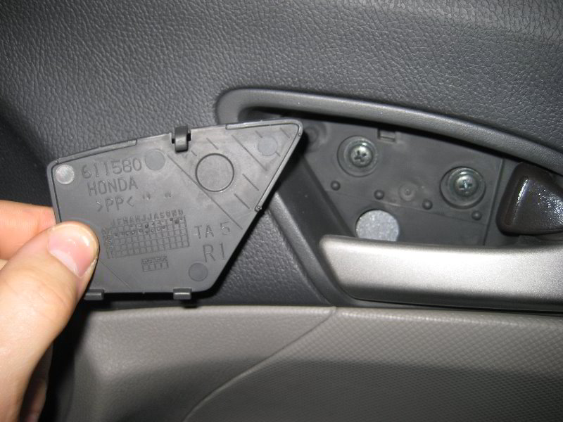Honda-Accord-Interior-Door-Panel-Removal-Guide-007