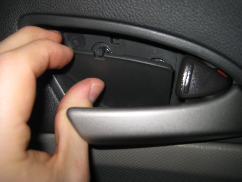 Honda-Accord-Interior-Door-Panel-Removal-Guide-070