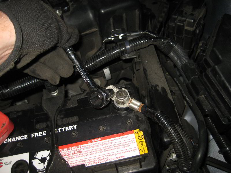 Honda-CR-V-12V-Automotive-Battery-Replacement-Guide-032