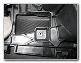 Honda-Fit-Jazz-Front-Door-Panel-Removal-Speaker-Replacement-Guide-031