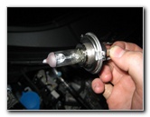 Honda-Fit-Jazz-Headlight-Bulbs-Replacement-Guide-019
