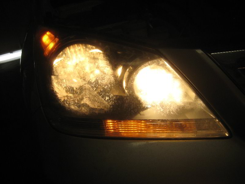 Honda-Odyssey-Headlight-Bulbs-Replacement-Guide-039