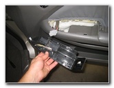 Honda-Odyssey-Interior-Door-Panel-Removal-Guide-016