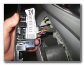 Honda-Odyssey-Interior-Door-Panel-Removal-Guide-055