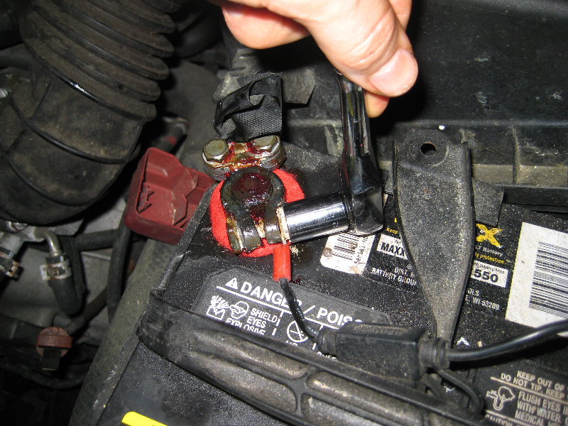 How-To-Clean-and-Stop-Car-Battery-Terminal-Corrosion-017
