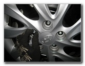 Hyundai-Elantra-Front-Brake-Pads-Replacement-Guide-034