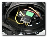 Hyundai-Elantra-Headlight-Bulbs-Replacement-Guide-012