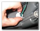 Hyundai-Elantra-Tail-Light-Bulbs-Replacement-Guide-013