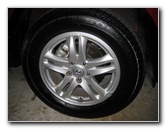 Hyundai-Santa-Fe-Front-Brake-Pads-Replacement-Guide-001
