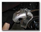 Hyundai-Santa-Fe-Front-Brake-Pads-Replacement-Guide-009