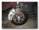 Hyundai-Santa-Fe-Front-Brake-Pads-Replacement-Guide-027