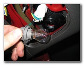 Hyundai-Santa-Fe-Tail-Light-Bulbs-Replacement-Guide-029