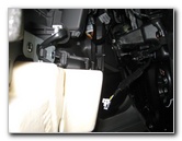 Hyundai-Sonata-Front-Door-Panel-Removal-Guide-036