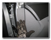 Hyundai-Sonata-Front-Door-Panel-Removal-Guide-039